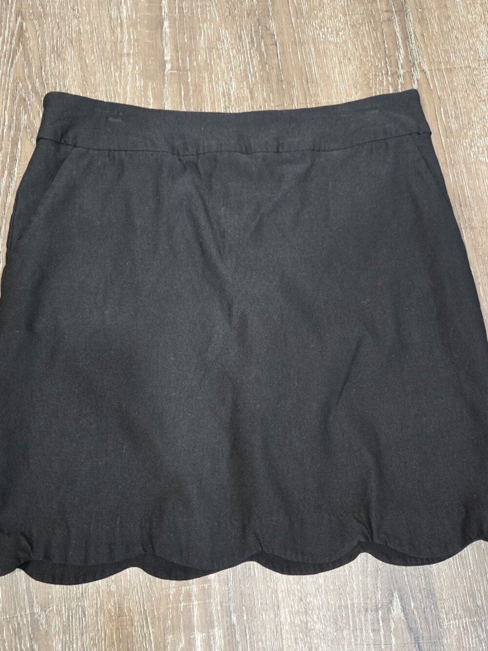 Tribal skorts, black Size 10, scalloped edge